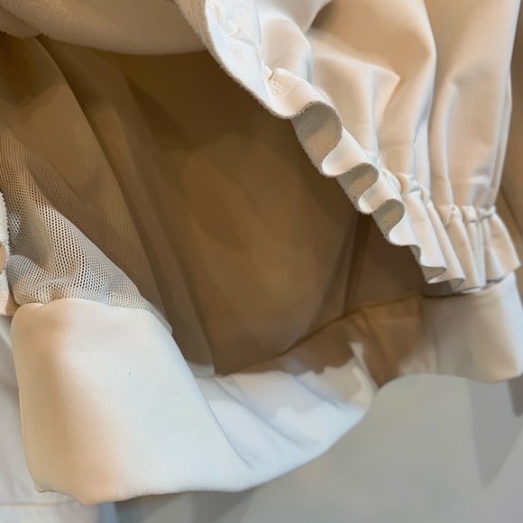 Lululemon pullover sz 2 approx - Picture 9 of 12